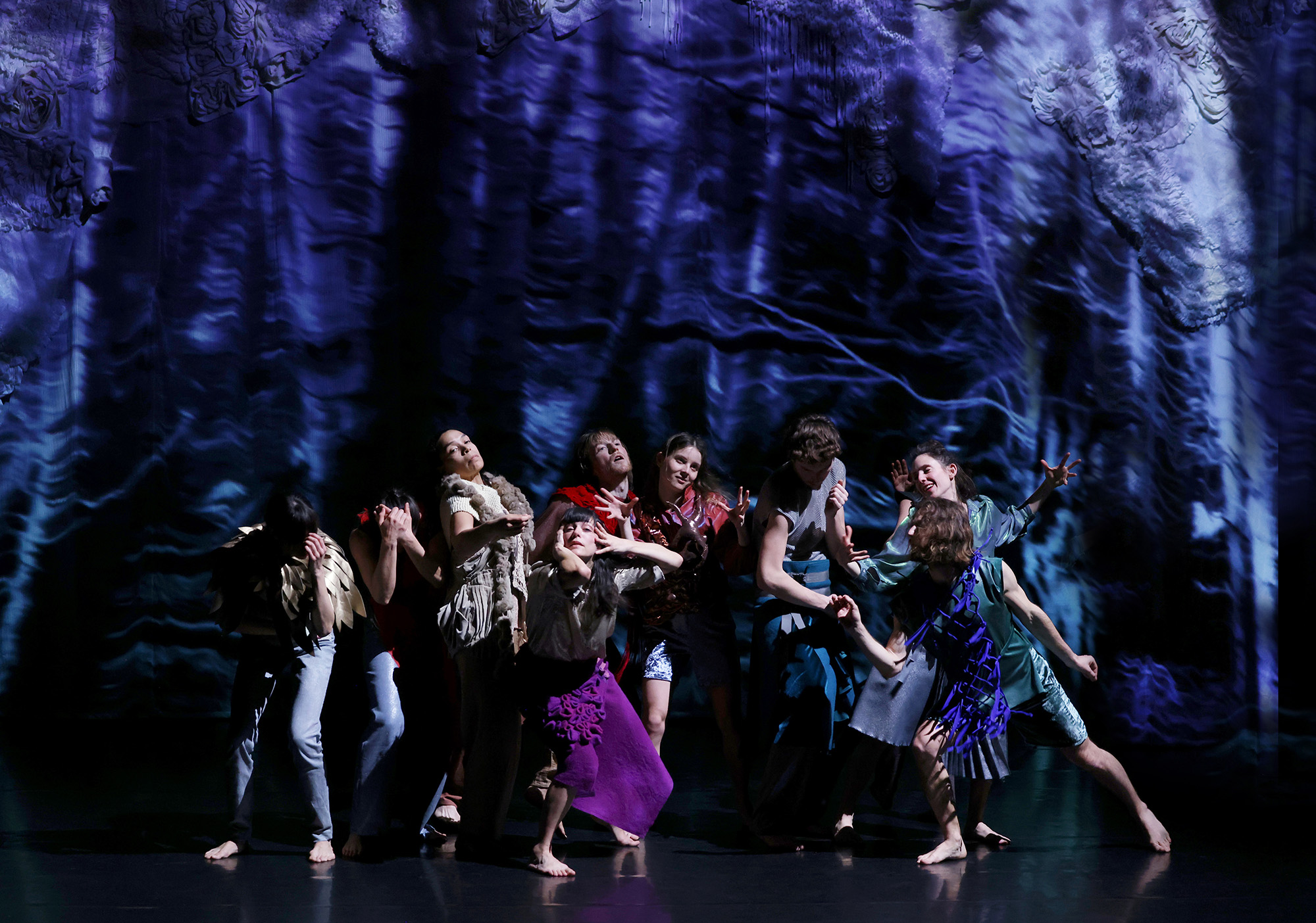 the-gathering_wldn_joanne-leighton_po_c_berger_250215_88